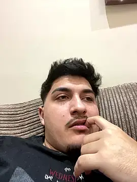 Snapshot of mixedcouplee69 chatting on 17, 1, 2026 mixedcouplee69 online show from 17, 1, 2026