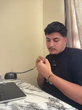 Snapshot of mixedcouplee69 chatting on 26, 3, 2026 mixedcouplee69 online show from 26, 3, 2026