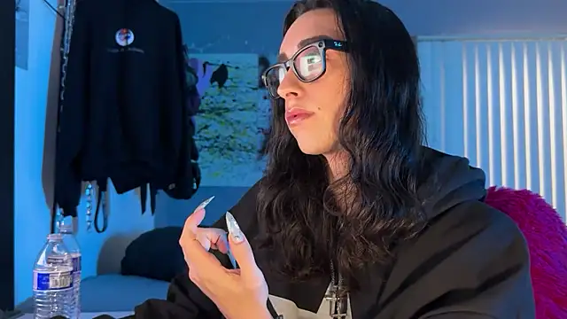 xoFrankie online show from 4, 4, 2026