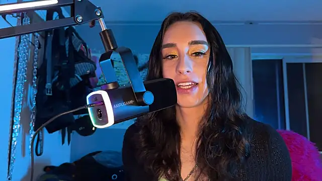 xoFrankie online show from 6, 4, 2026