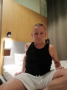 Snapshot of Sam_molinari chatting on 18, 11, 2025 Sam molinari online show from 18, 11, 2025