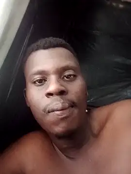 Snapshot of FANTASYROOM23 chatting on 6, 4, 2026 FANTASYROOM23 online show from 6, 4, 2026