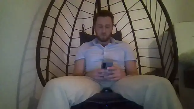 Snapshot of Keviios chatting on 19, 10, 2025 Keviios online show from 19, 10, 2025