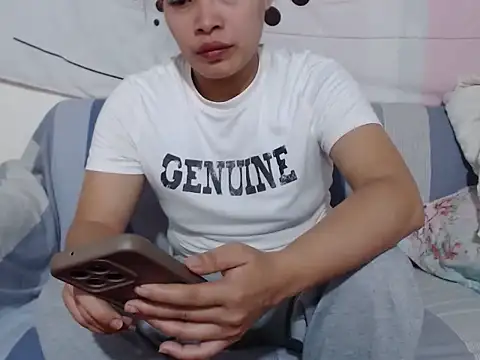 Hotbhebs online show from 27, 10, 2025