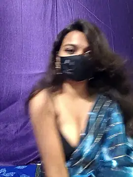 Snapshot of cutie_pei002 chatting on 13, 11, 2025 cutie pei002 online show from 13, 11, 2025