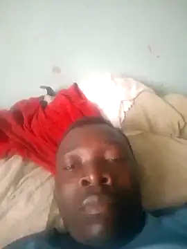 Snapshot of Mrhugeblack chatting on 28, 9, 2025 Mrhugeblack online show from 28, 9, 2025