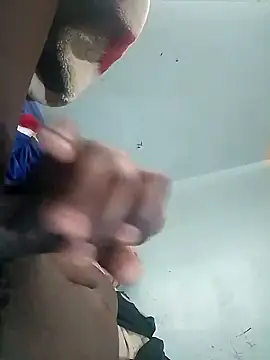 Snapshot of Mrhugeblack chatting on 12, 10, 2025 Mrhugeblack online show from 12, 10, 2025