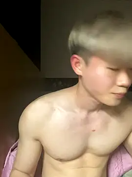 Snapshot of zachlee_69 chatting on 21, 11, 2025 zachlee 69 online show from 21, 11, 2025