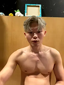 Snapshot of zachlee_69 chatting on 27, 11, 2025 zachlee 69 online show from 27, 11, 2025