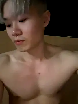 Snapshot of zachlee_69 chatting on 30, 11, 2025 zachlee 69 online show from 30, 11, 2025