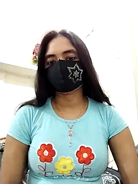 Puja-Rane online show from 3, 11, 2025