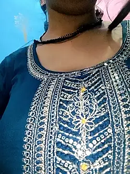 Snapshot of Rekha_89 chatting on 23, 4, 2026 Rekha 89 online show from 23, 4, 2026