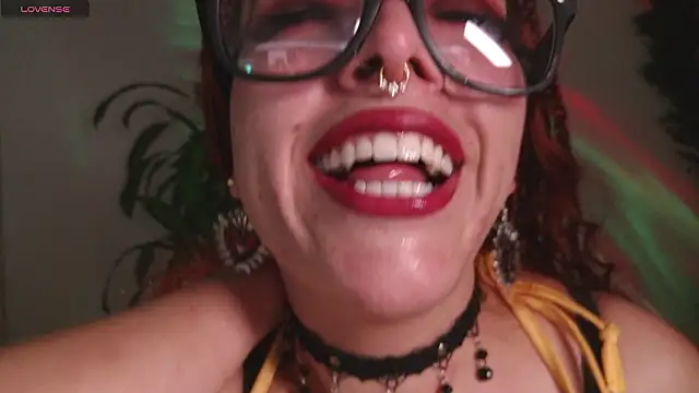 Snapshot of bri_von_dhara__ chatting on 20, 3, 2026 bri von dhara online show from 20, 3, 2026