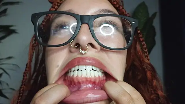 Snapshot of bri_von_dhara__ chatting on 27, 3, 2026 bri von dhara online show from 27, 3, 2026