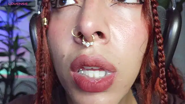 Snapshot of bri_von_dhara__ chatting on 1, 4, 2026 bri von dhara online show from 1, 4, 2026