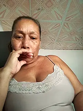 Snapshot of Naomi-Mature chatting on 3, 5, 2026 Naomi-Mature online show from 3, 5, 2026