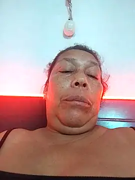 Snapshot of Naomi-Mature chatting on 4, 5, 2026 Naomi-Mature online show from 4, 5, 2026