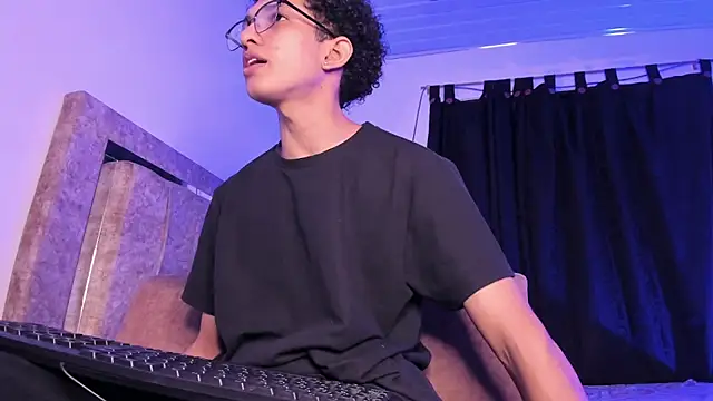 Cj davis  online show from 24, 3, 2026