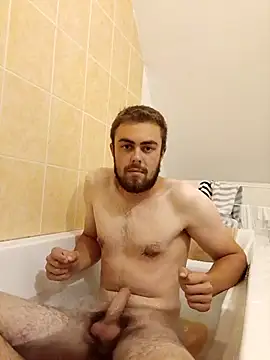 Snapshot of Aymeric35000 chatting on 29, 10, 2025 Aymeric35000 online show from 29, 10, 2025