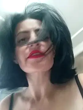 Gecenin Kralicesi online show from 7, 1, 2026