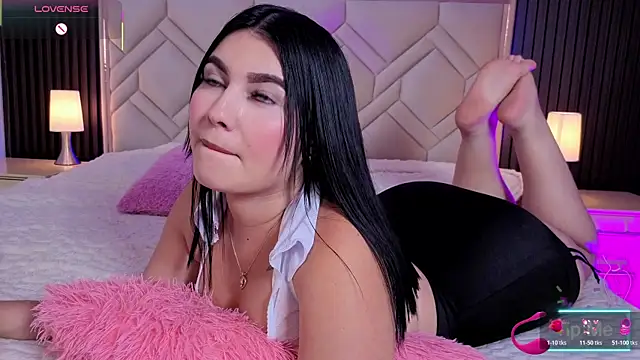 MiaaFarrel online show from 24, 2, 2026