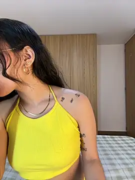 Snapshot of CatadeLuca chatting on 10, 9, 2025 CatadeLuca online show from 10, 9, 2025