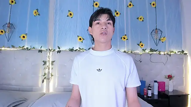 AleAurarashi online show from 7, 11, 2025