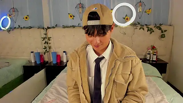 AleAurarashi online show from 22, 11, 2025