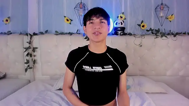 AleAurarashi online show from 30, 11, 2025