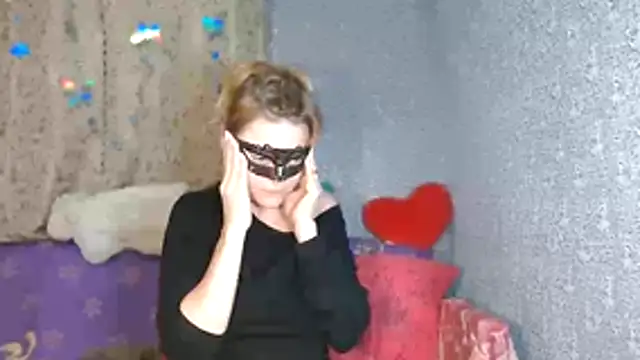 Miss Nona online show from 5, 11, 2025