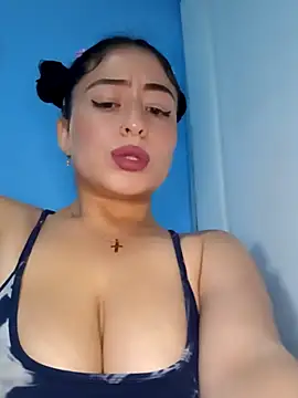 Snapshot of Valejensen0716 chatting on 12, 10, 2025 Valejensen0716 online show from 12, 10, 2025