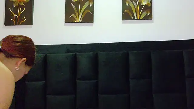 Snapshot of mamaneedsfun chatting on 5, 3, 2026 mamaneedsfun online show from 5, 3, 2026