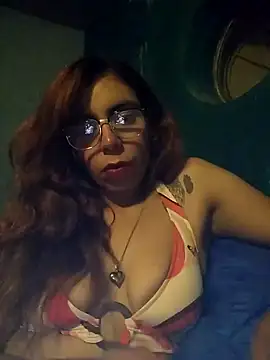 Snapshot of Apineapple07 chatting on 25, 4, 2026 Apineapple07 online show from 25, 4, 2026