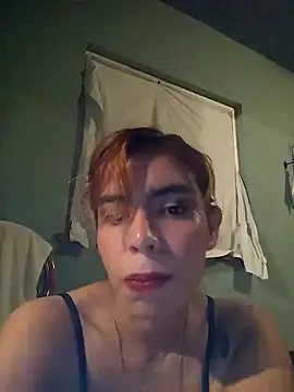 Snapshot of Apineapple07 chatting on 2, 5, 2026 Apineapple07 online show from 2, 5, 2026