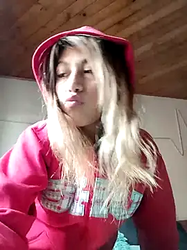 Snapshot of Anto_torres chatting on 25, 10, 2025 Anto torres online show from 25, 10, 2025