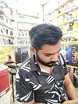 Snapshot of avi007p chatting on 6, 3, 2026 avi007p online show from 6, 3, 2026