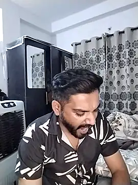 Snapshot of avi007p chatting on 31, 3, 2026 avi007p online show from 31, 3, 2026