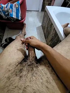 Snapshot of WelloffUpthrow chatting on 27, 9, 2025 WelloffUpthrow online show from 27, 9, 2025