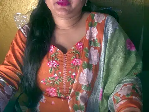 Snapshot of Saniya_K chatting on 10, 10, 2025 Saniya K online show from 10, 10, 2025