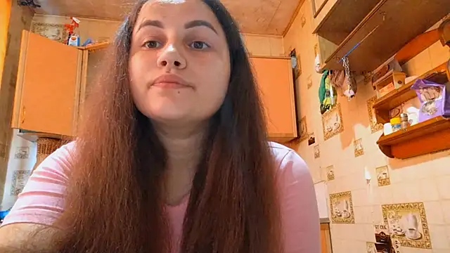 DierdreCousineau online show from 9, 9, 2025