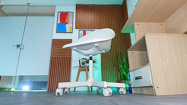 Snapshot of sweet_mile chatting on 19, 1, 2026 sweet mile online show from 19, 1, 2026