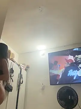 Snapshot of skullvalu chatting on 10, 4, 2026 skullvalu online show from 10, 4, 2026