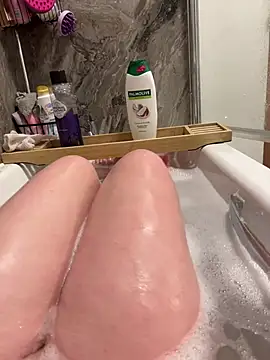 Imogenbabyyy online show from 10, 4, 2026