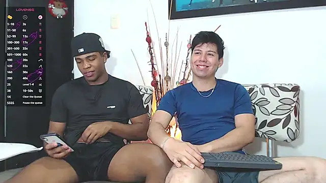 Snapshot of DEMOND_333 chatting on 18, 12, 2025 DEMOND 333 online show from 18, 12, 2025