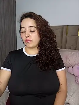 Snapshot of LoanaSantos chatting on 24, 3, 2026 LoanaSantos online show from 24, 3, 2026