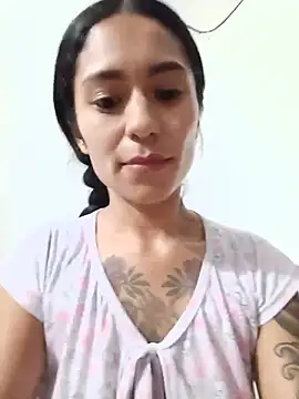 Snapshot of Liahdiaz_ chatting on 28, 6, 2026 Liahdiaz online show from 28, 6, 2026
