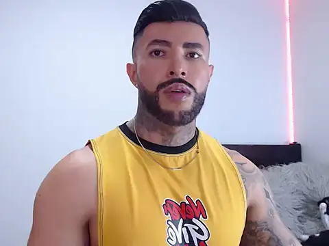 andrea de lucaa online show from 30, 9, 2025