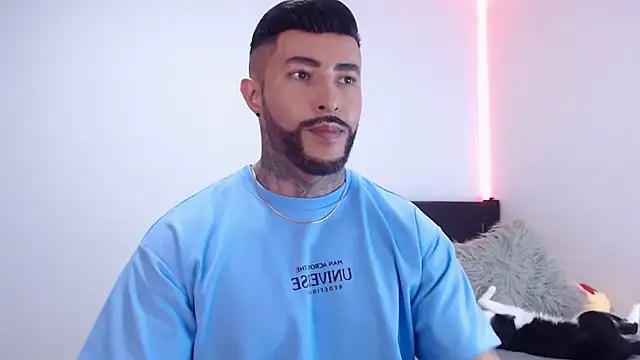 andrea de lucaa online show from 28, 10, 2025