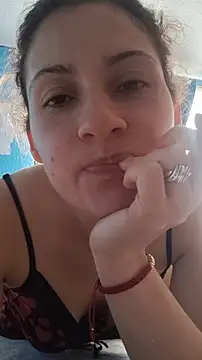 Snapshot of lindasyt chatting on 21, 12, 2025 lindasyt online show from 21, 12, 2025