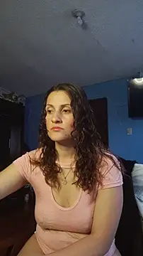 Snapshot of lindasyt chatting on 8, 1, 2026 lindasyt online show from 8, 1, 2026